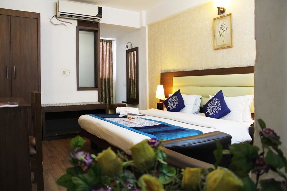 Oyo 1822 Hotel Ambassador Dehradun Bagian luar foto