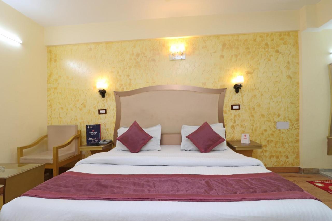 Oyo 1822 Hotel Ambassador Dehradun Bagian luar foto
